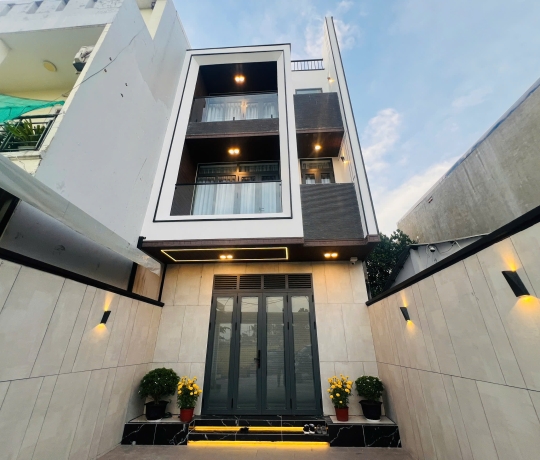 NHÀ PHỐ TƯ NHÂN HIỆN ĐẠI 4 TẦNG - THỦ ĐỨC, TP.HCM
